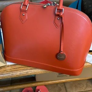 Beautiful large Pulicati bag brand new.